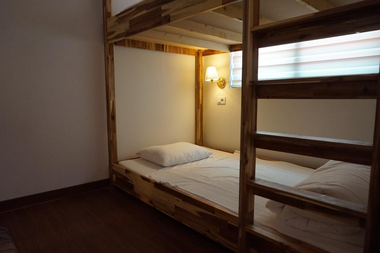 P.S Guesthouse Itaewon Сеул Экстерьер фото